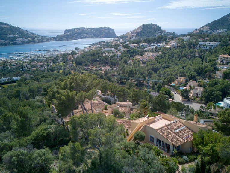 Villa for Sales in Port D'andratx, Balearic Islands 38