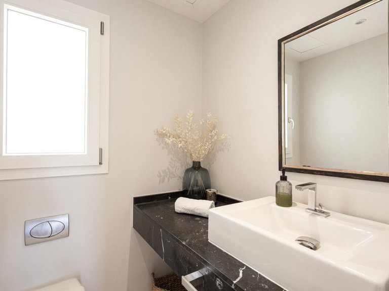 Villa for Sales in Santa Ponsa, Balearic Islands 12