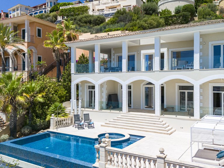 Villa for Sales in Santa Ponsa, Balearic Islands 41