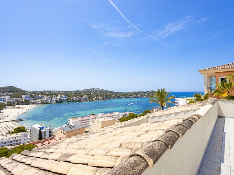 Villa for Sales in Santa Ponsa, Balearic Islands 2