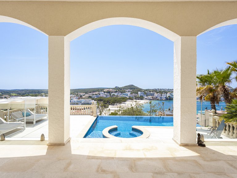 Villa for Sales in Santa Ponsa, Balearic Islands 29