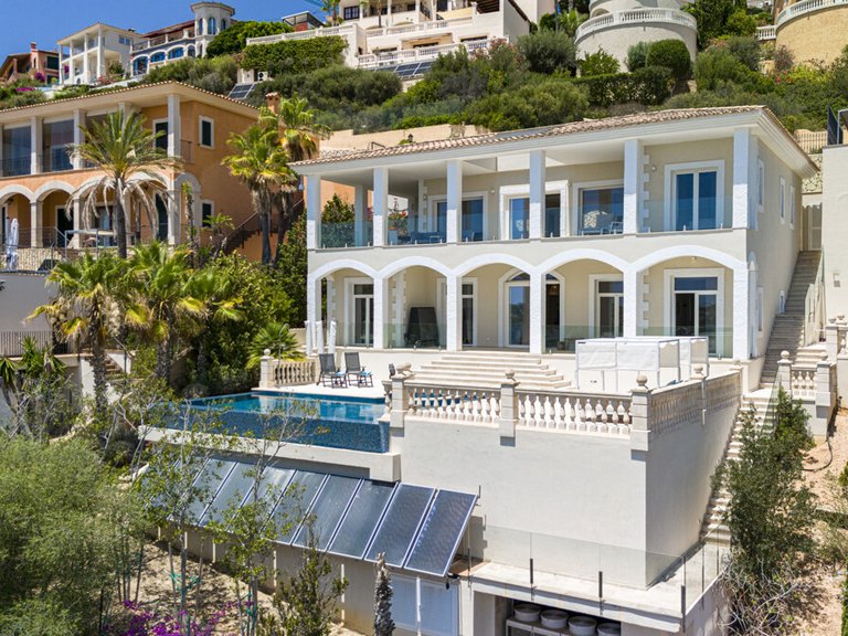 Villa for Sales in Santa Ponsa, Balearic Islands 42