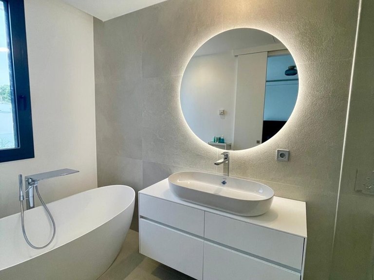 Villa for Long Term Rentals in Bendinat, Balearic Islands 12