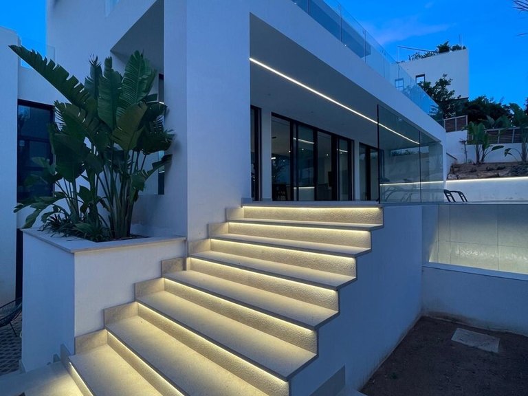 Villa for Long Term Rentals in Bendinat, Balearic Islands 13