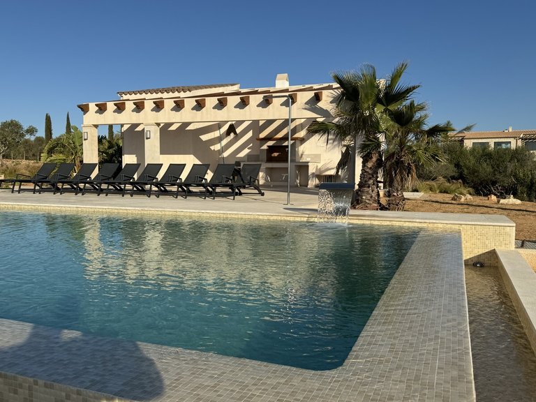 Country House for Long Term Rentals in Santanyi, Balearic Islands 1