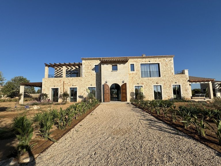 Country House for Long Term Rentals in Santanyi, Balearic Islands 21