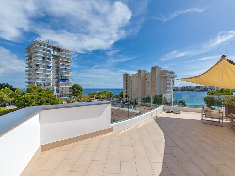 Apartment for Sales in Palmanova, Balearic Islands 1