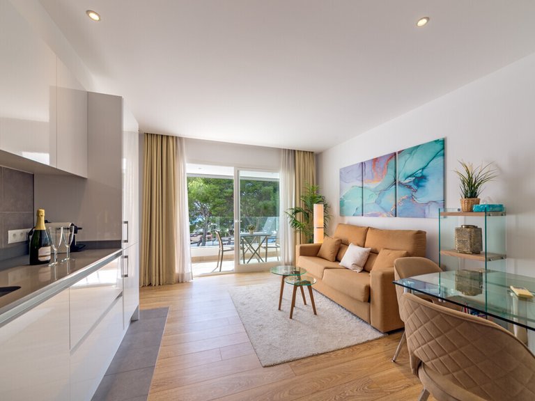 Apartment for Sales in Palmanova, Balearic Islands 4
