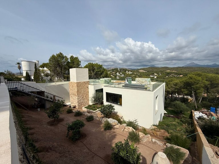 Villa for Sales in Santa Ponsa, Balearic Islands 2