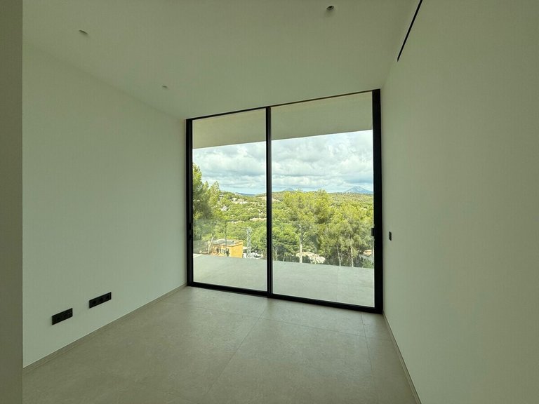 Villa for Sales in Santa Ponsa, Balearic Islands 31