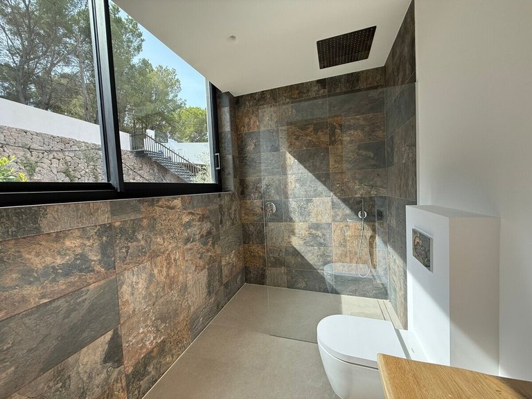 Villa for Sales in Santa Ponsa, Balearic Islands 26