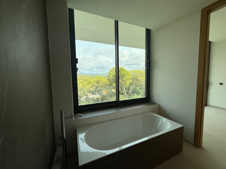 Villa for Sales in Santa Ponsa, Balearic Islands 22