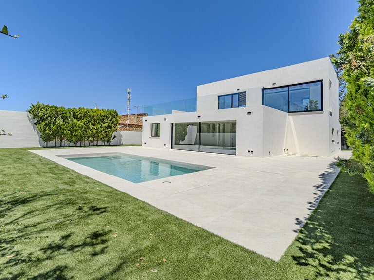 Villa for Sales in Bahia Gran, Balearic Islands 36