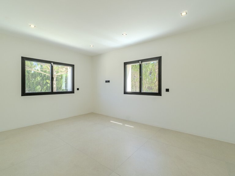Villa for Sales in Bahia Gran, Balearic Islands 16