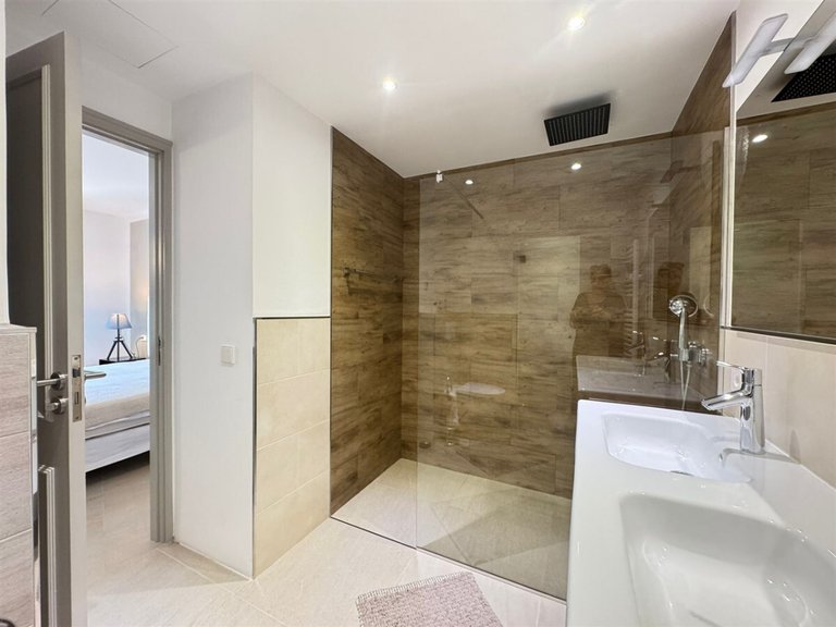 Apartment for Sales in Costa De La Calma, Balearic Islands 13