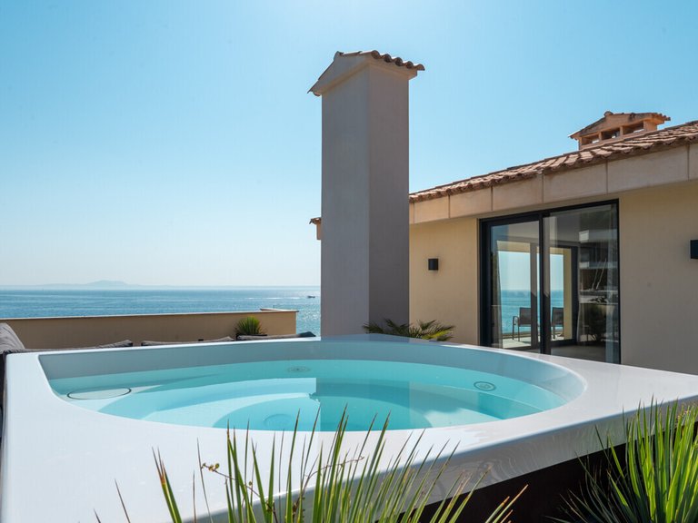 Apartment for Sales in Cala Vinyes, Balearic Islands 5