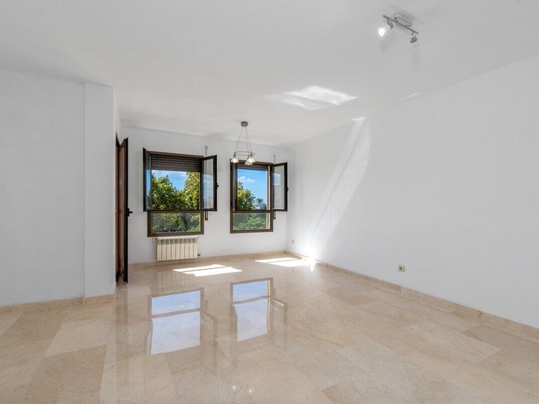 Apartment for Sales in Portixol, Balearic Islands 4