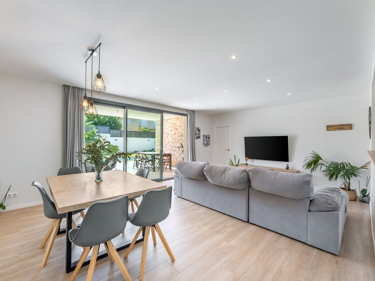 Villa for Sales in Marratxi, Balearic Islands 5