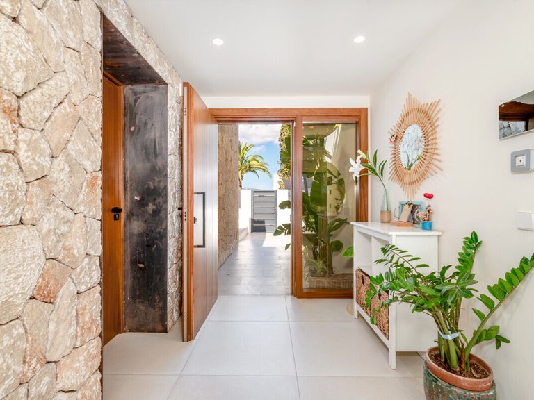 Villa for Sales in Marratxi, Balearic Islands 4