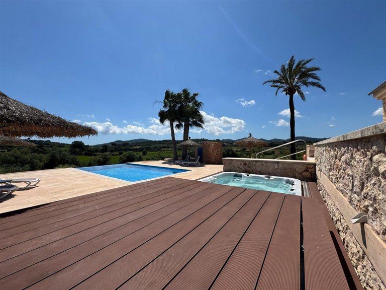 Country House for Sales in Manacor, Balearic Islands 2