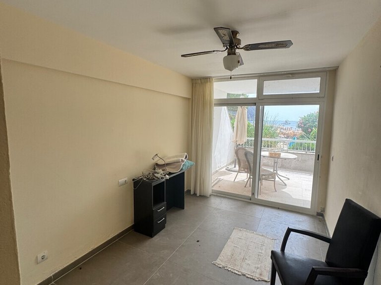 Apartment for Sales in Camp De Mar, Balearic Islands 17