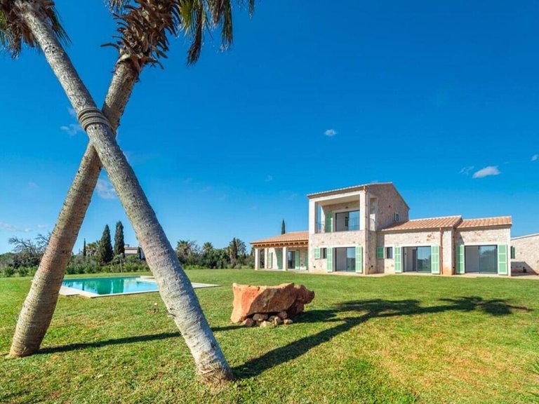 Country House for Sales in Campos, Balearic Islands 3