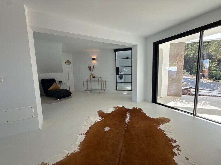 Villa for Long Term Rentals in Genova, Balearic Islands 18