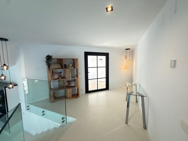 Villa for Long Term Rentals in Genova, Balearic Islands 23