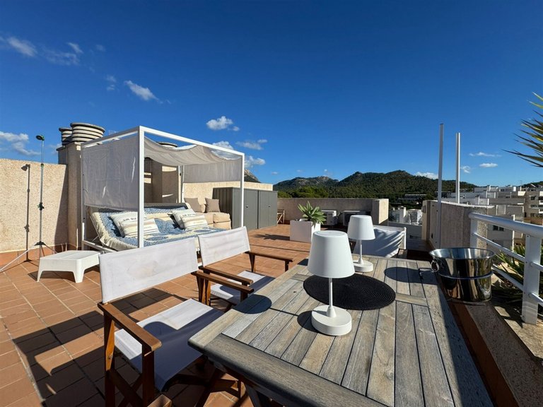 Apartment for Sales in Camp De Mar, Balearic Islands 3