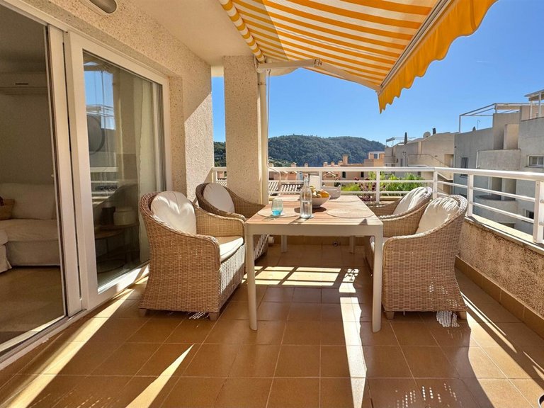 Apartment for Sales in Camp De Mar, Balearic Islands 9
