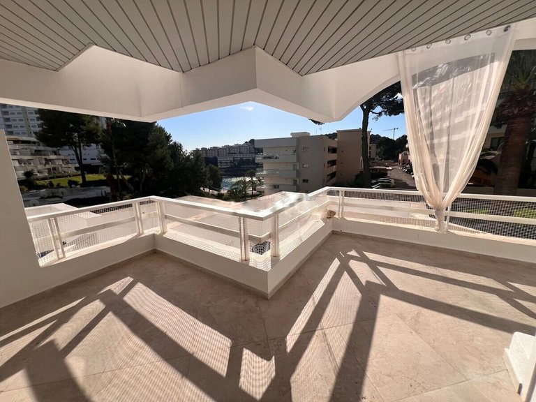 Apartment for Long Term Rentals in Cala Vinyes, Balearic Islands 12