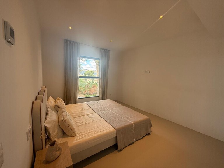 Villa for Sales in Santa Ponsa, Balearic Islands 59