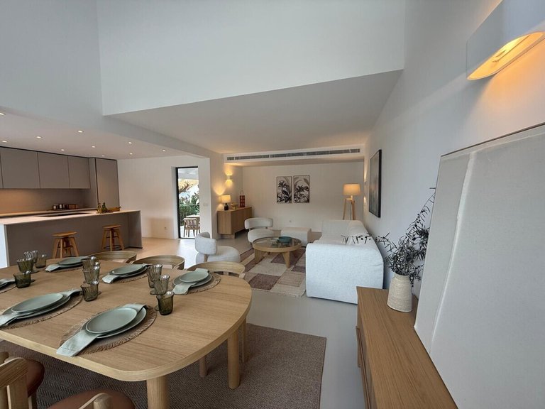 Villa for Sales in Santa Ponsa, Balearic Islands 48