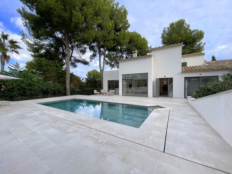 Villa for Sales in Santa Ponsa, Balearic Islands 34