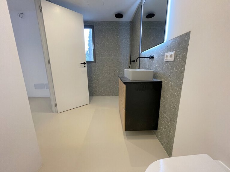 Villa for Sales in Santa Ponsa, Balearic Islands 25