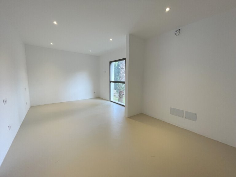 Villa for Sales in Santa Ponsa, Balearic Islands 23