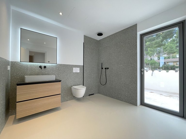Villa for Sales in Santa Ponsa, Balearic Islands 42
