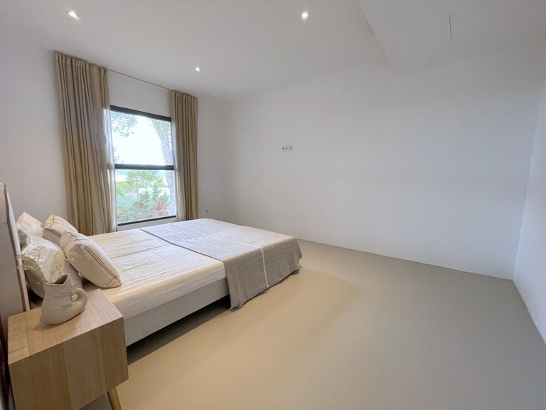 Villa for Sales in Santa Ponsa, Balearic Islands 39