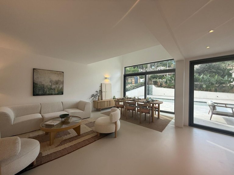 Villa for Sales in Santa Ponsa, Balearic Islands 46