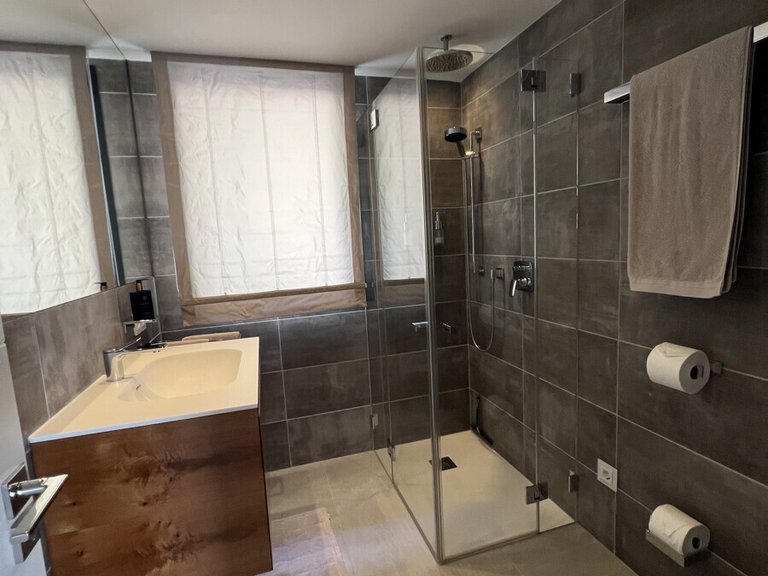 Villa for Sales in Santa Ponsa, Balearic Islands 19