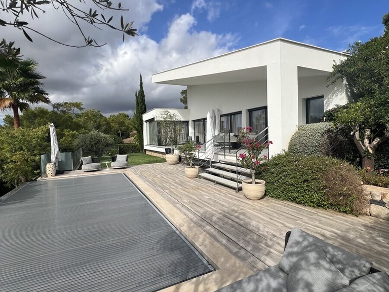 Villa for Sales in Santa Ponsa, Balearic Islands 12
