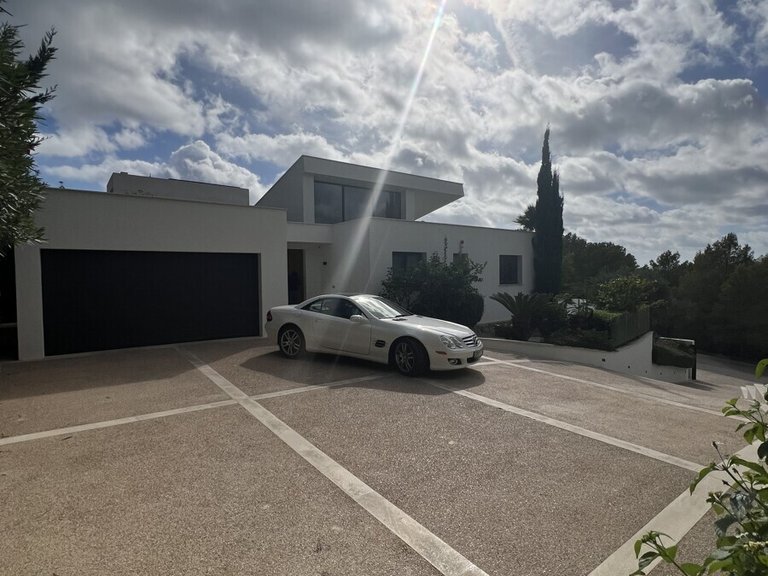 Villa for Sales in Santa Ponsa, Balearic Islands 26