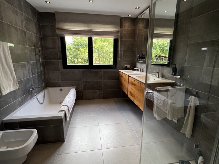 Villa for Sales in Santa Ponsa, Balearic Islands 18