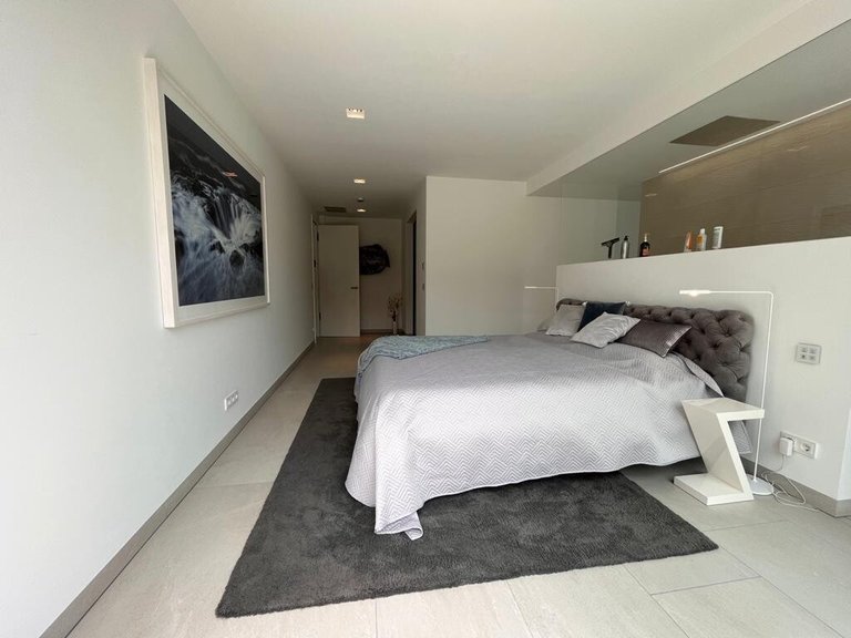 Villa for Sales in Santa Ponsa, Balearic Islands 20