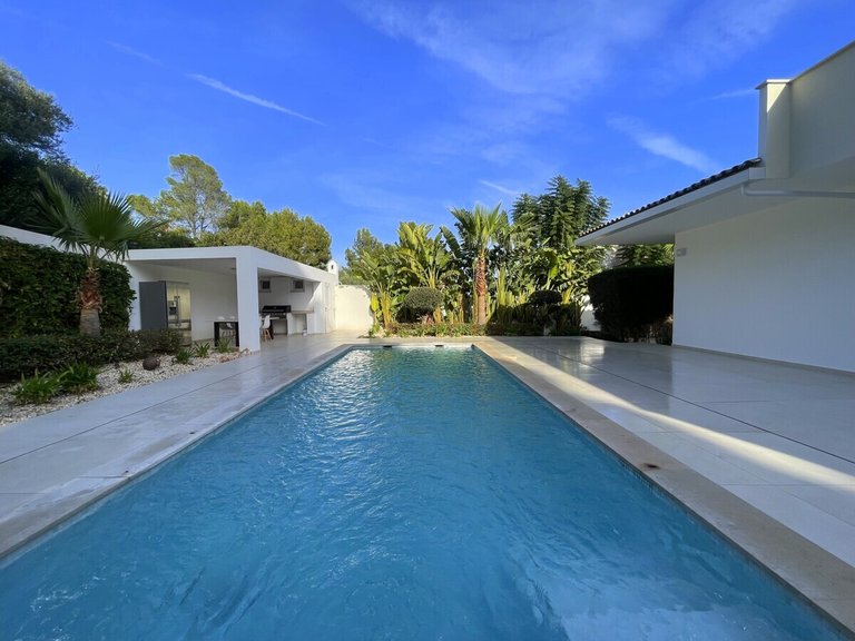 Villa for Sales in Palmanova, Balearic Islands 34