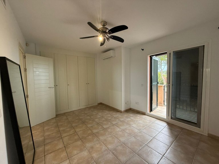 Town House for Sales in Cala Vinyes, Balearic Islands 13