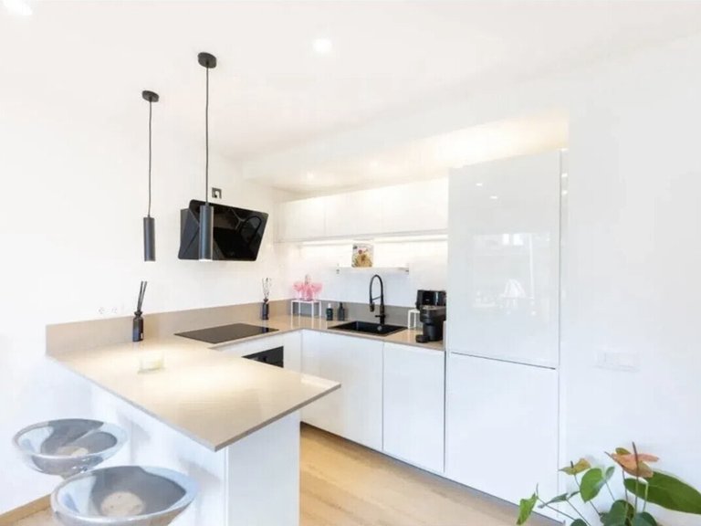 Apartment for Sales in Santa Ponsa, Balearic Islands 3