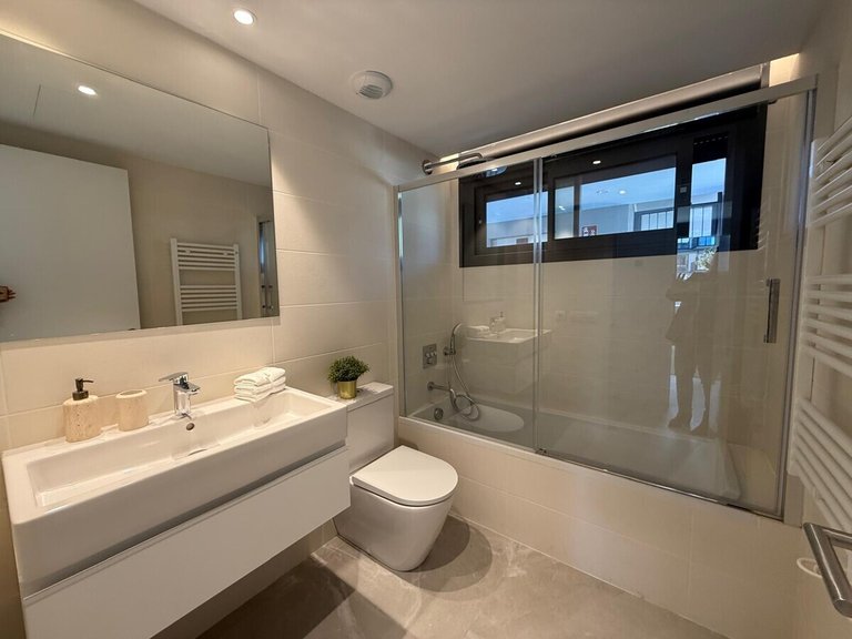 Apartment for Sales in Magaluf / Palmanova, Balearic Islands 17