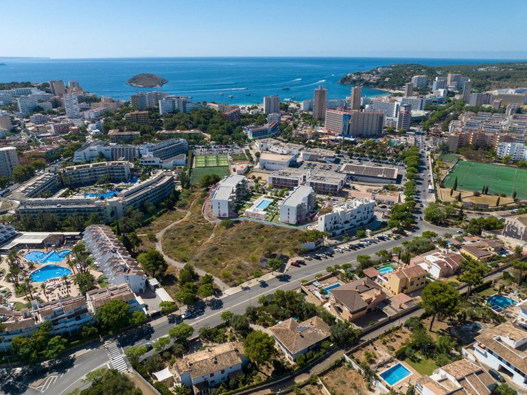 Apartment for Sales in Magaluf / Palmanova, Balearic Islands 2