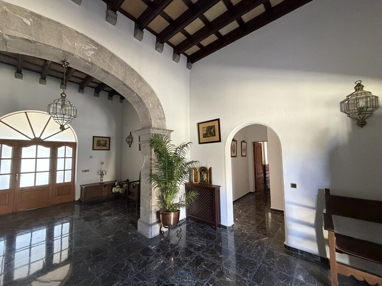 Villa for Sales in Palma, Balearic Islands 26